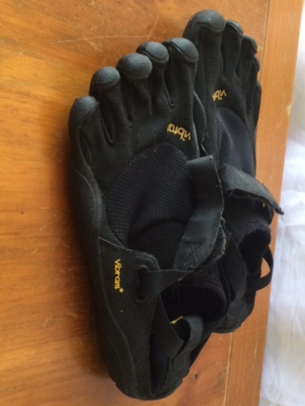 Vibram FiveFingers KSO W148 Black Barefoot Minimalist Shoes Women's EU 39